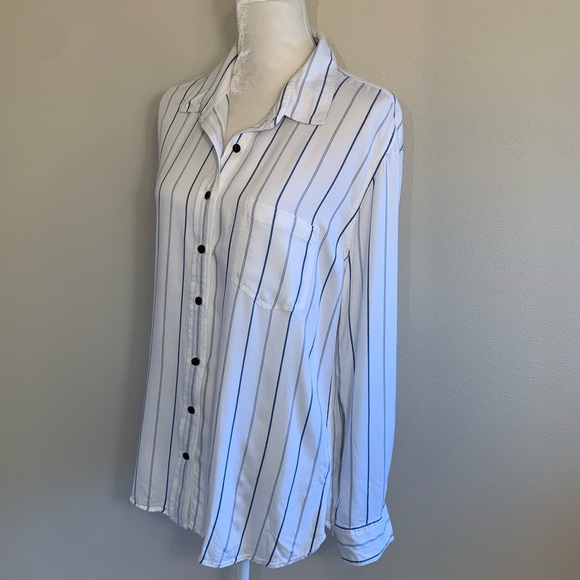 Jachs Girlfriend Long Sleeve Button Down Pinstripe - Picture 3 of 14